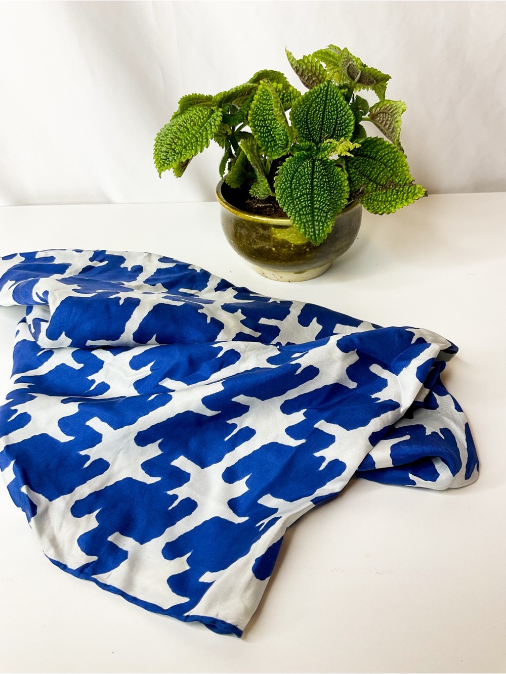 Vintage Silk Jacquar Blue & White Abstract Print Scarf